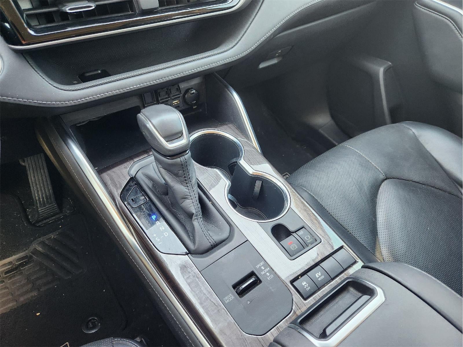 2020 Toyota Highlander Hybrid Limited