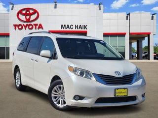 2015 Toyota Sienna L 7 Passenger