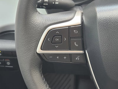 2025 Toyota Sienna XLE 8 Passenger