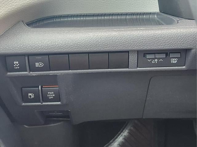 2024 Toyota Sienna XLE 8-Passenger