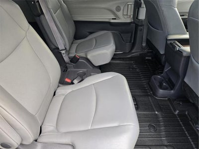 2021 Toyota Sienna HV Base