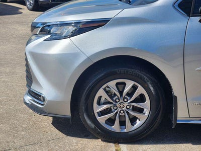 2021 Toyota Sienna XLE 7 Passenger