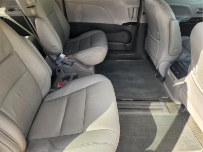 2018 Toyota Sienna XLE 8-Passenger