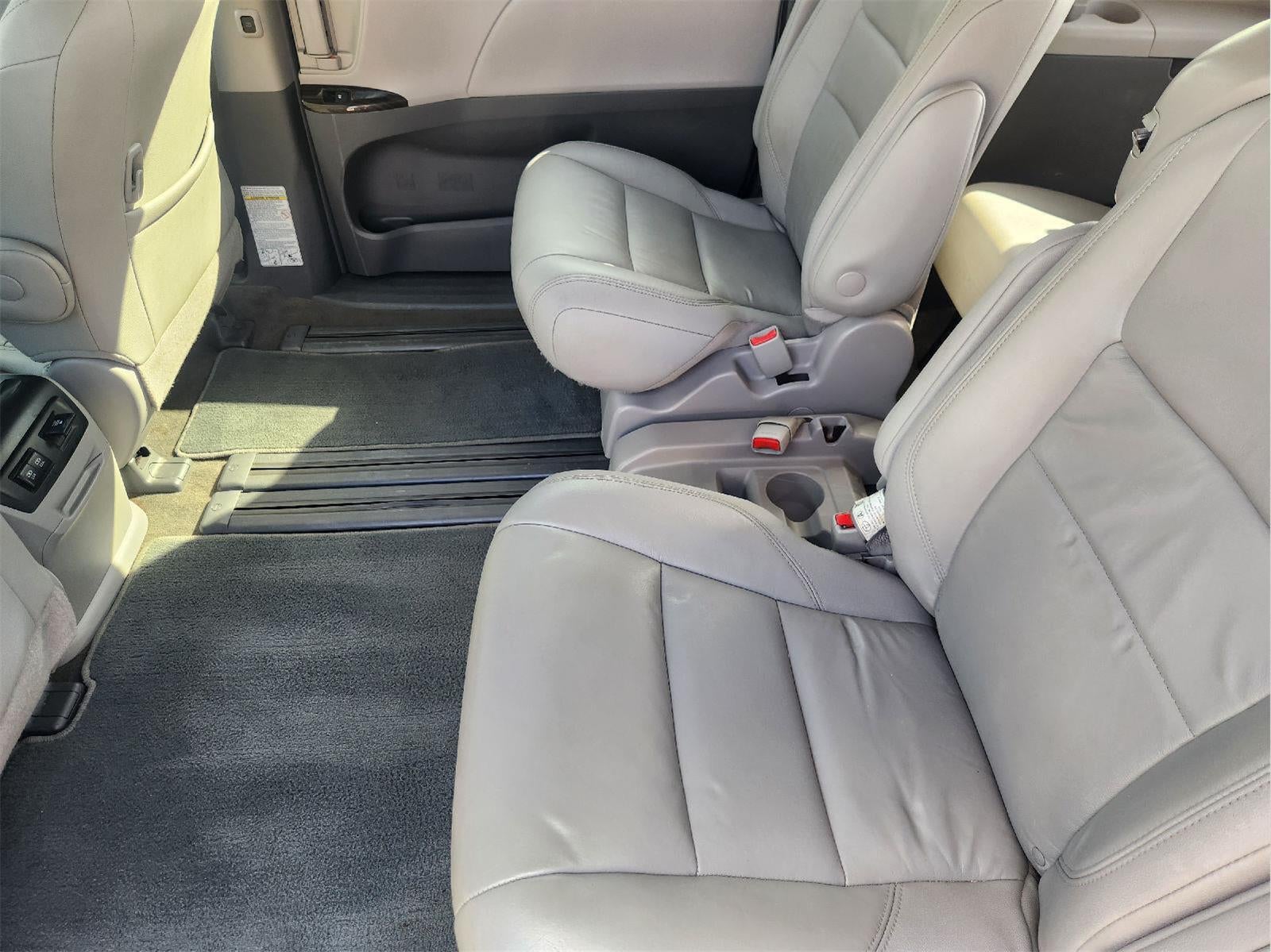 2018 Toyota Sienna XLE 8-Passenger