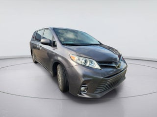 2018 Toyota Sienna XLE 8-Passenger