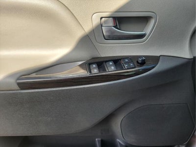 2018 Toyota Sienna XLE 8-Passenger
