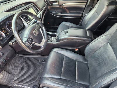 2017 Toyota Highlander Limited