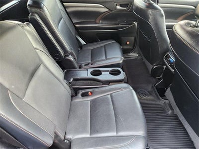 2017 Toyota Highlander Limited