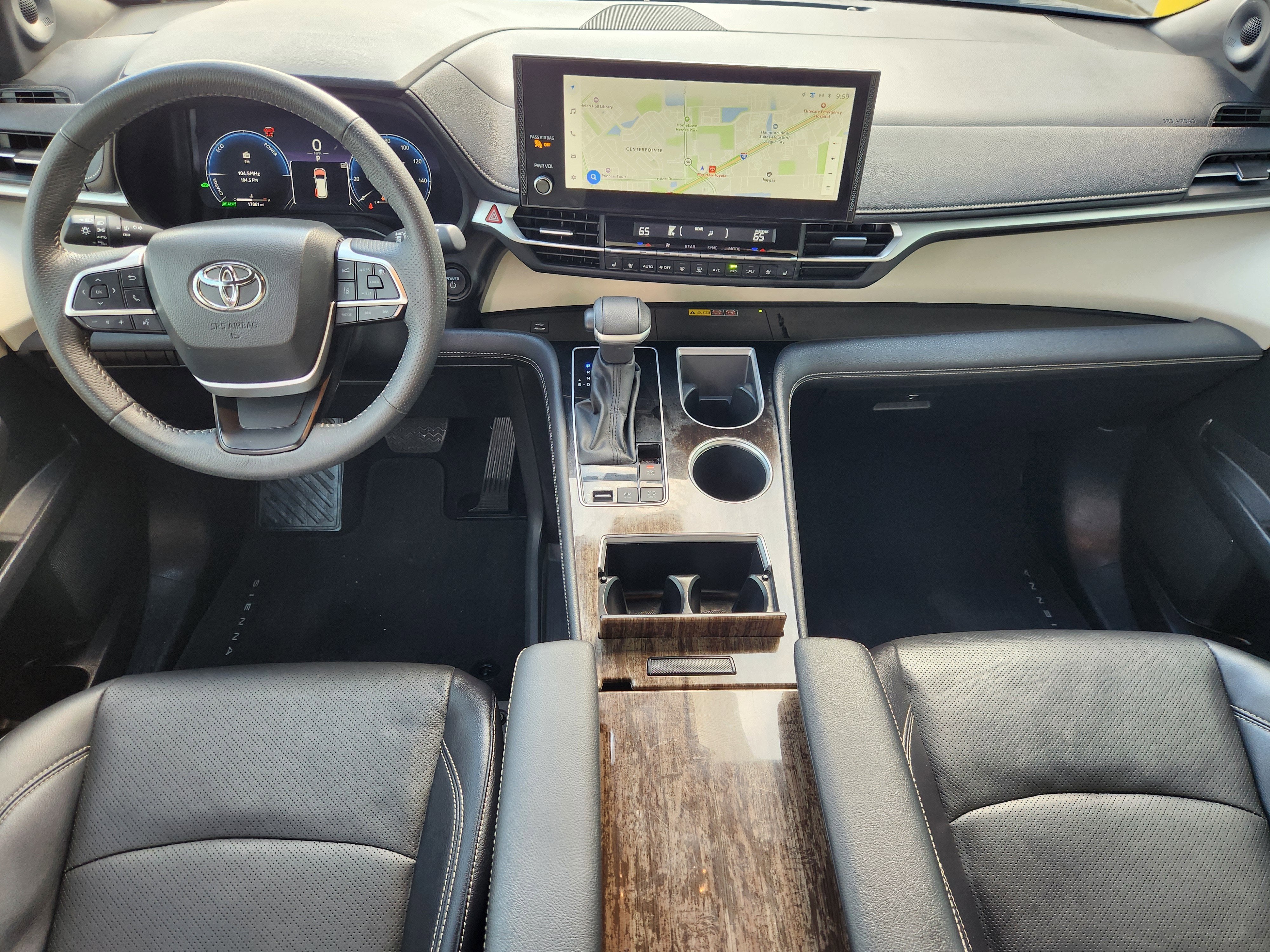 2025 Toyota Sienna Limited 7 Passenger
