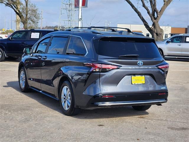 2025 Toyota Sienna Limited 7 Passenger