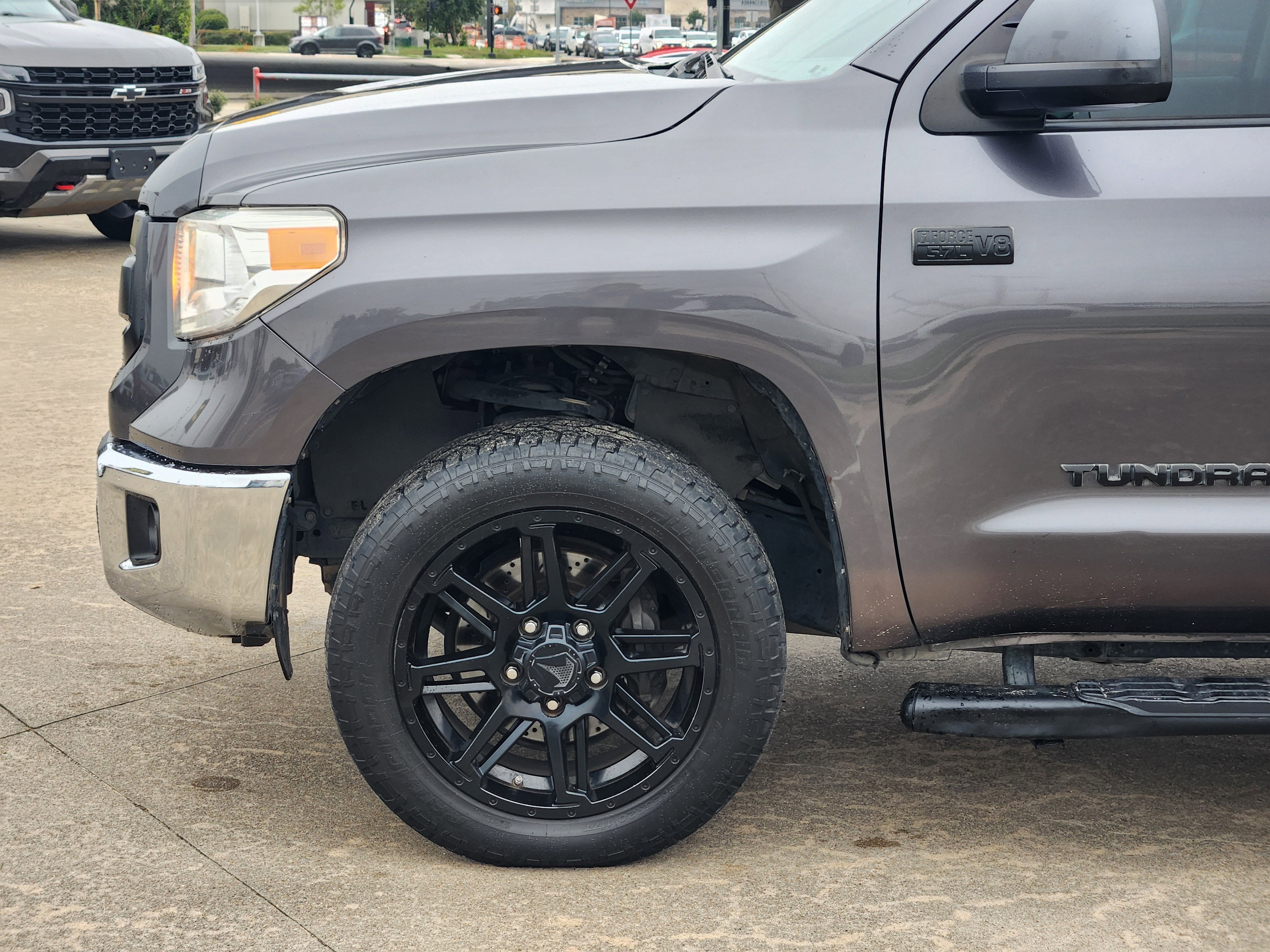 2017 Toyota Tundra SR5