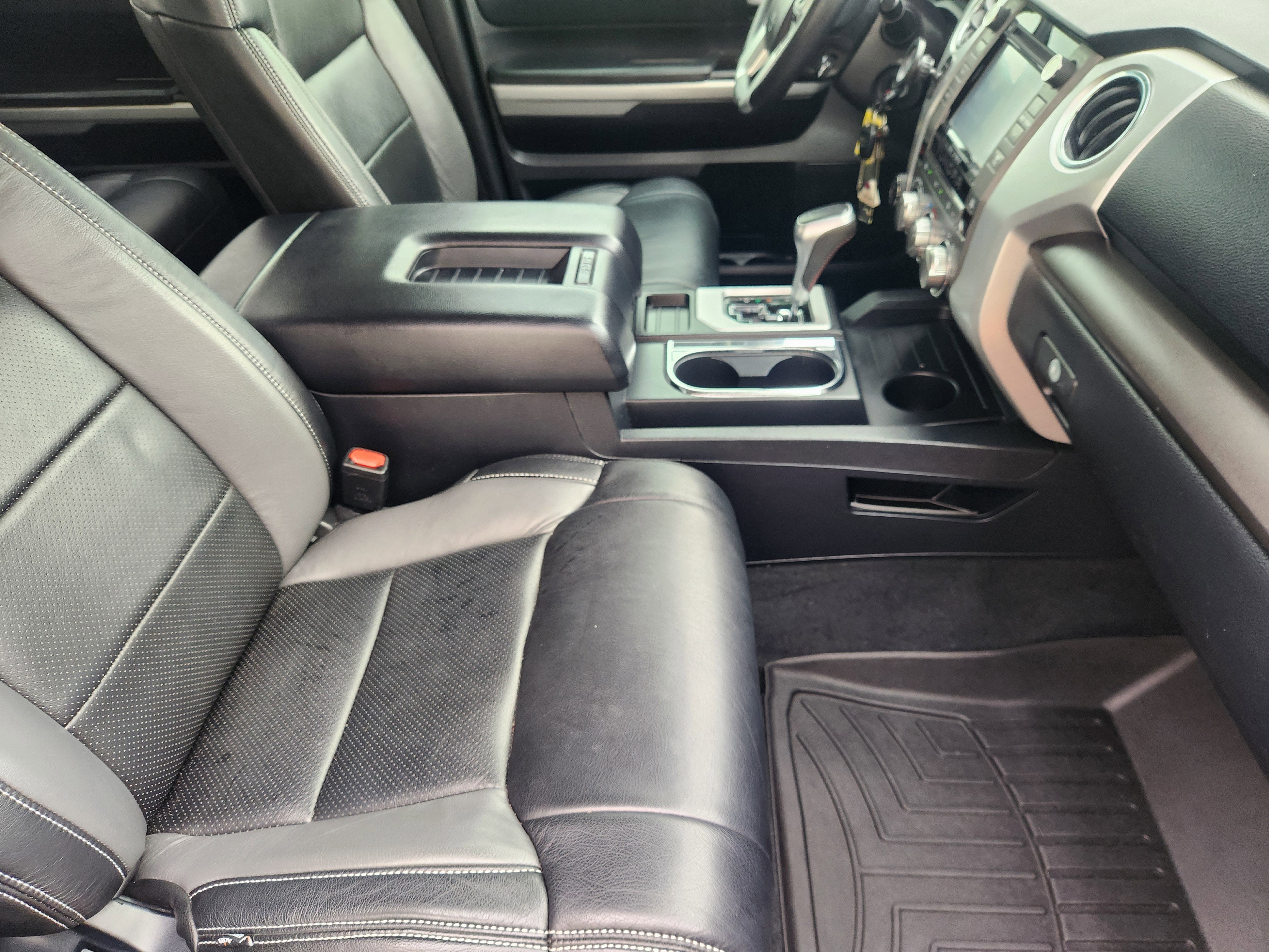 2018 Toyota Tundra SR5