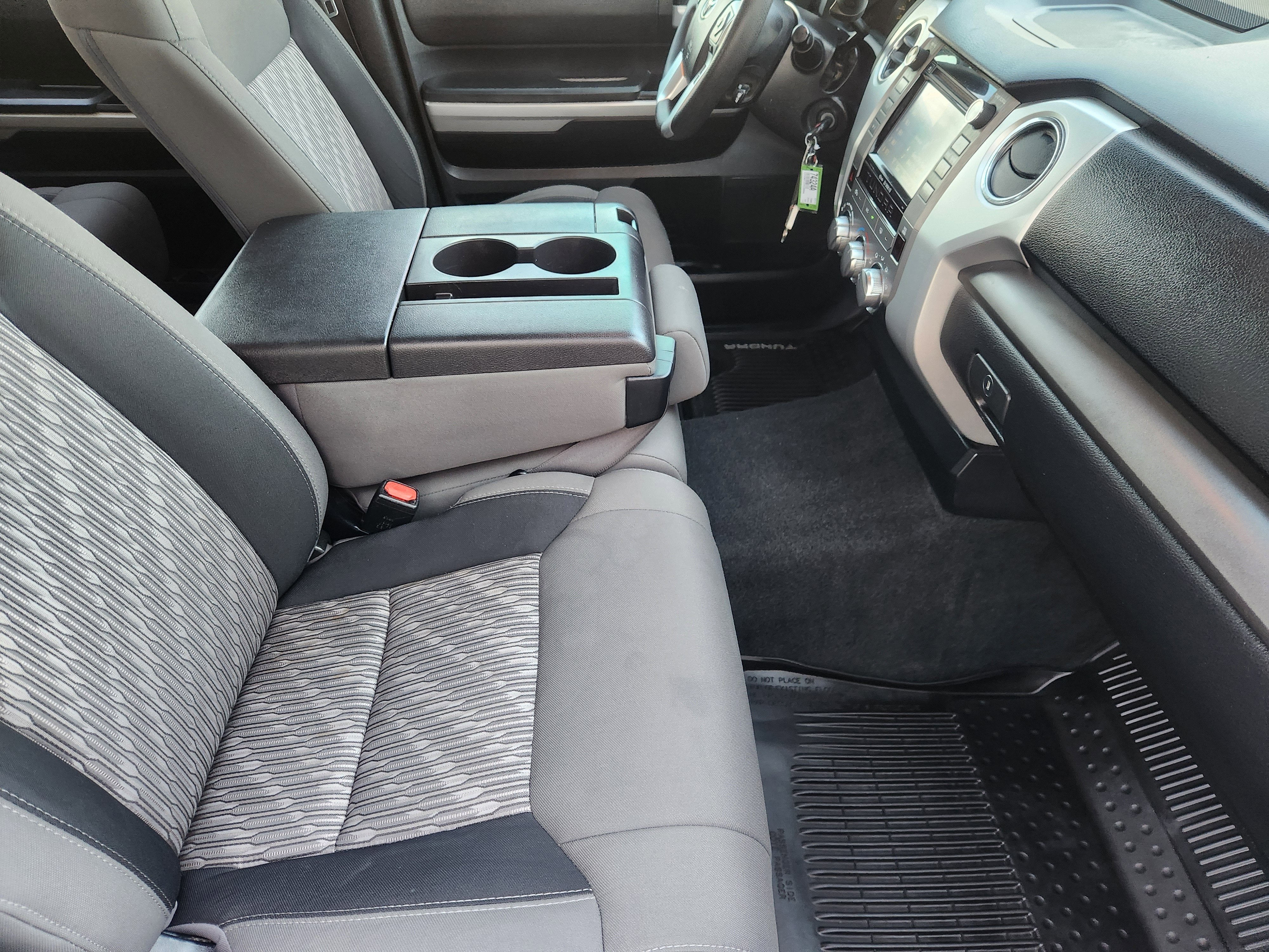 2018 Toyota Tundra SR5 4.6L V8