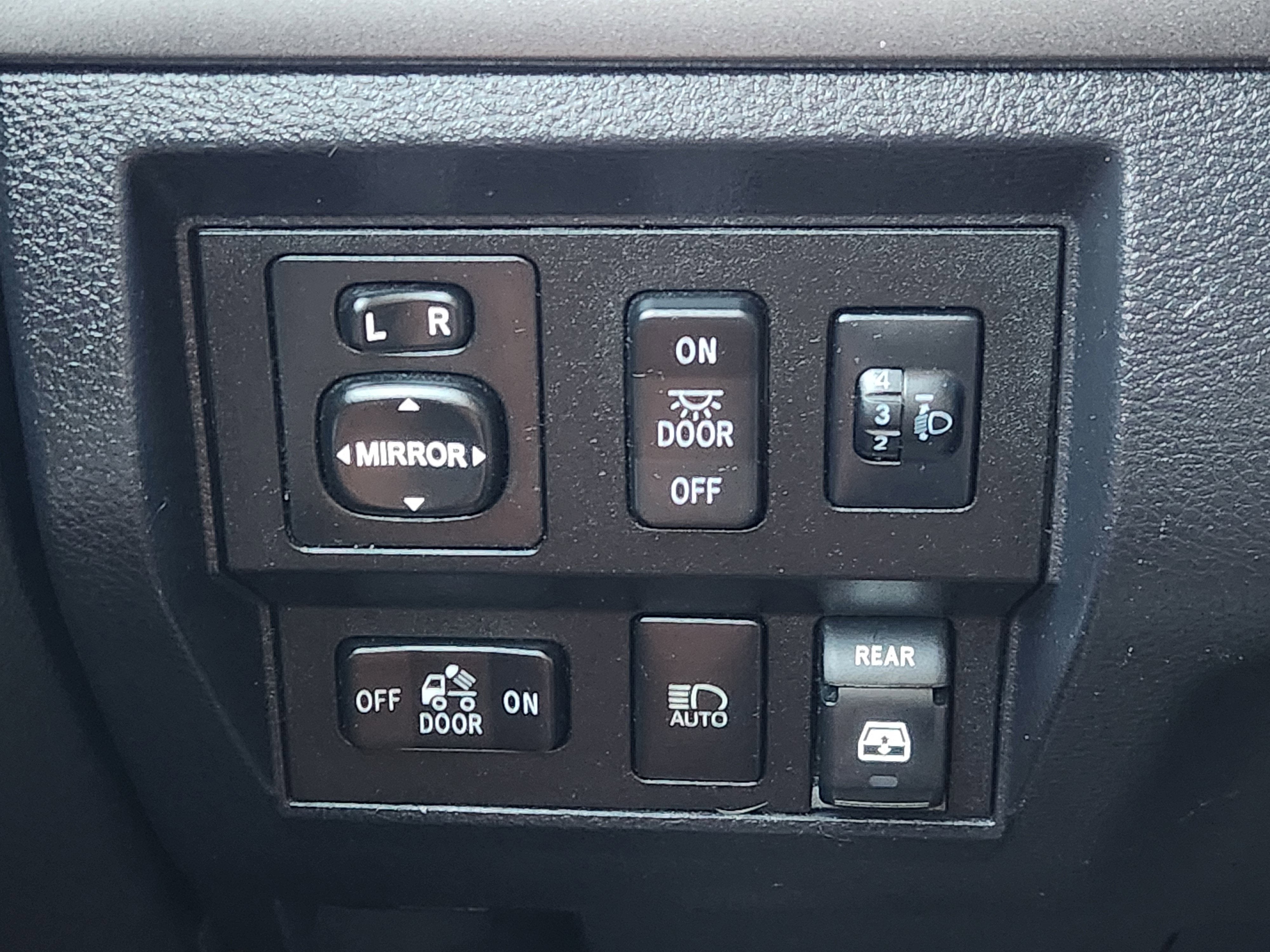 2018 Toyota Tundra SR5 4.6L V8