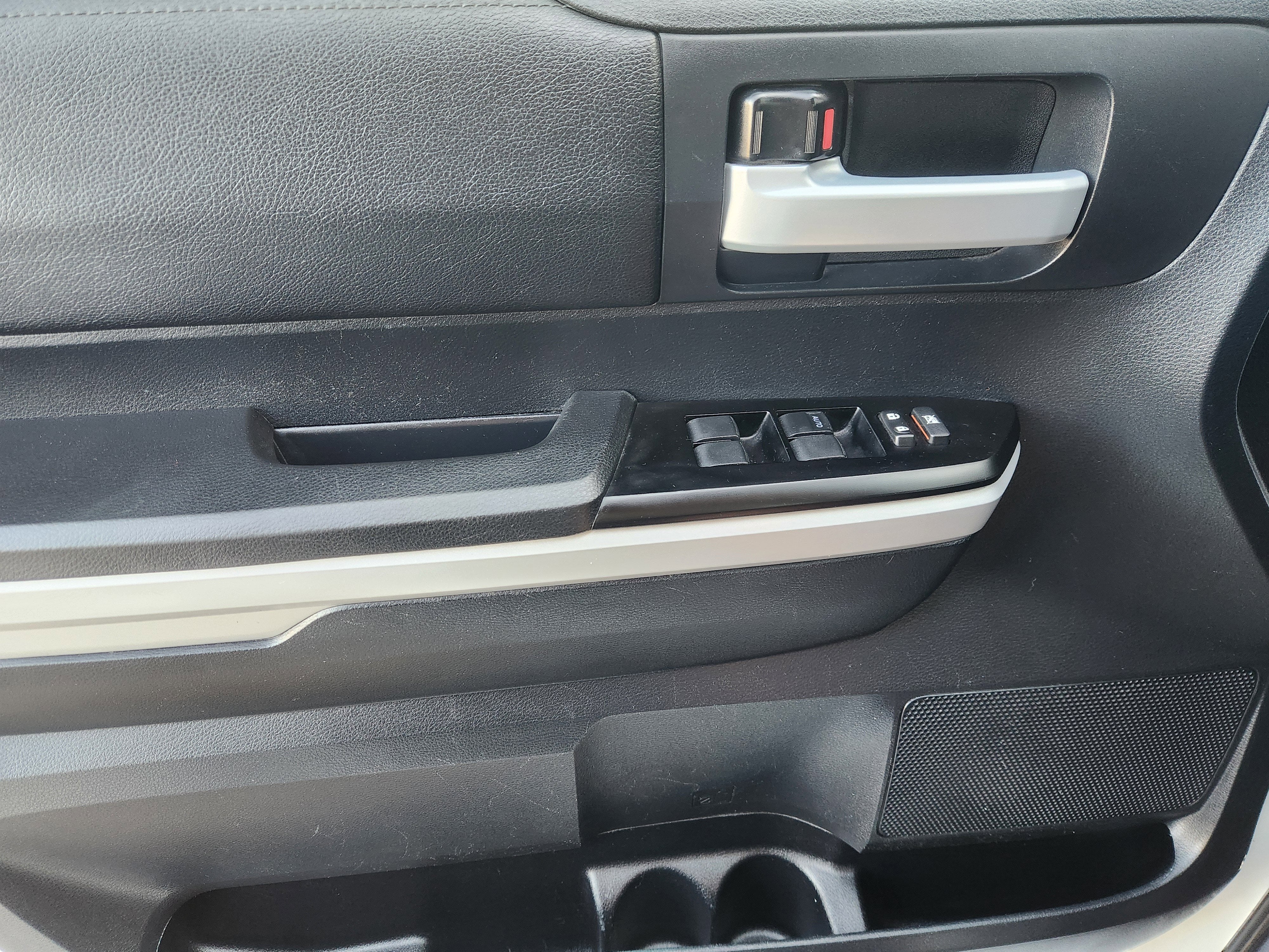 2018 Toyota Tundra SR5 4.6L V8