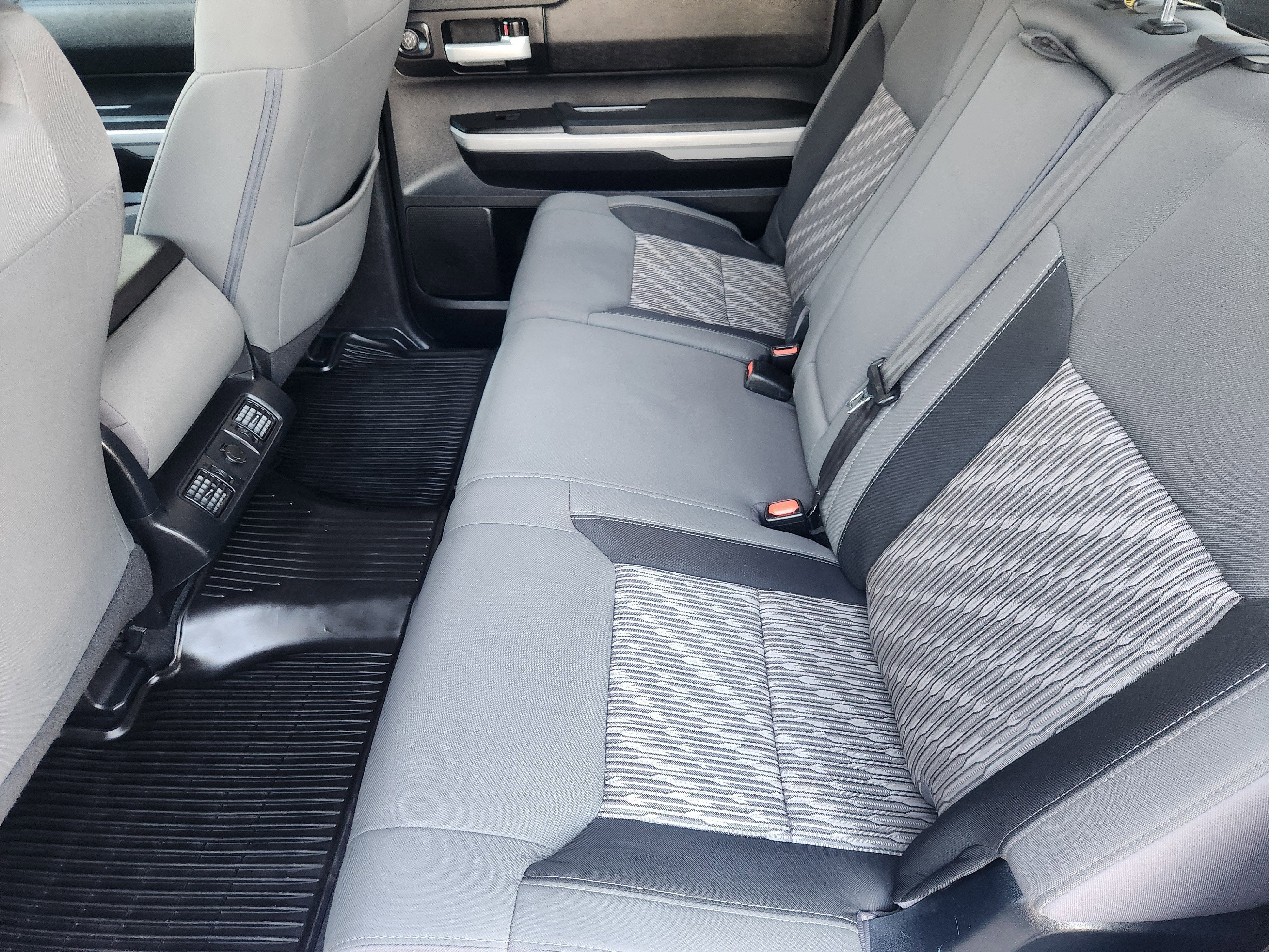 2018 Toyota Tundra SR5 4.6L V8