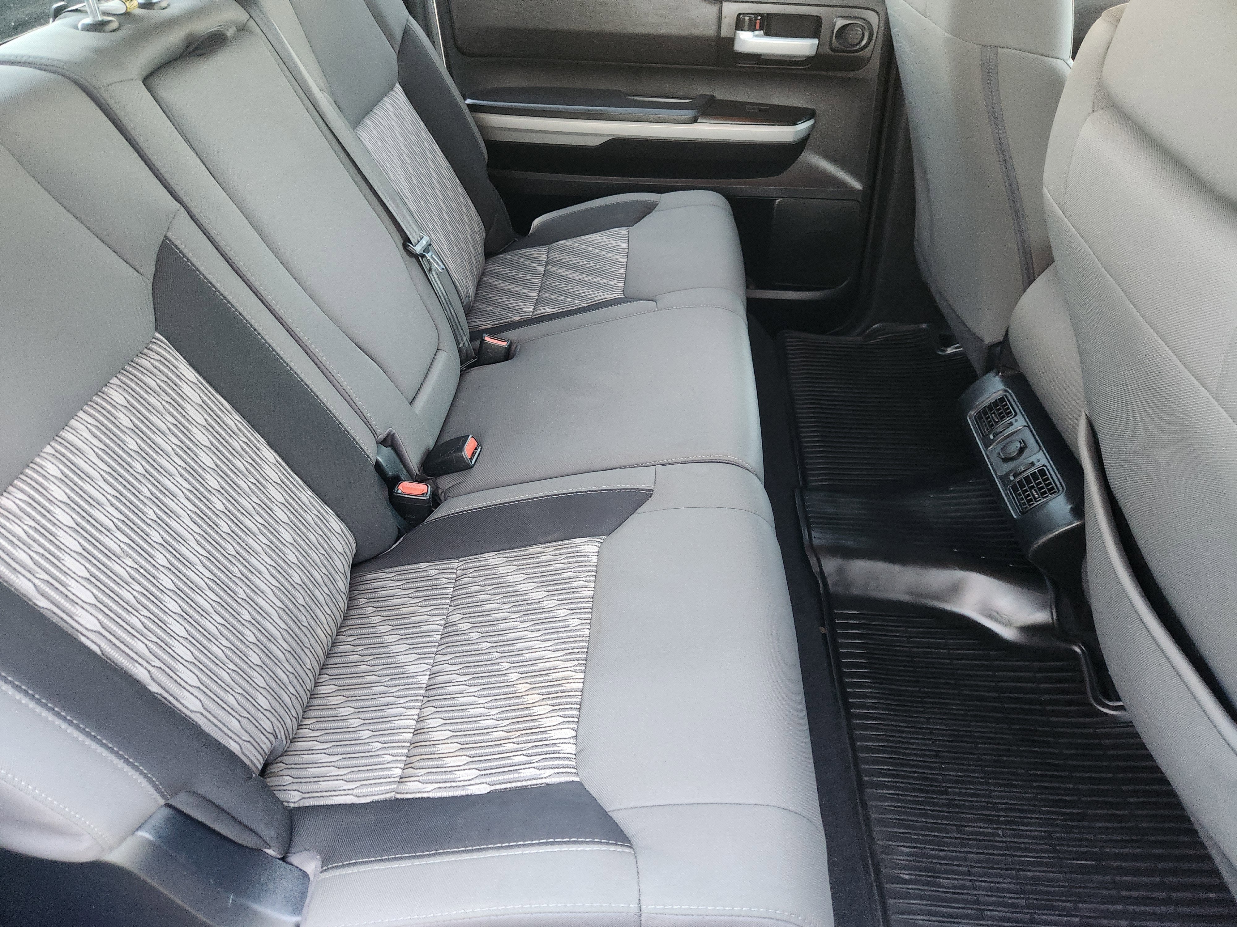 2018 Toyota Tundra SR5 4.6L V8