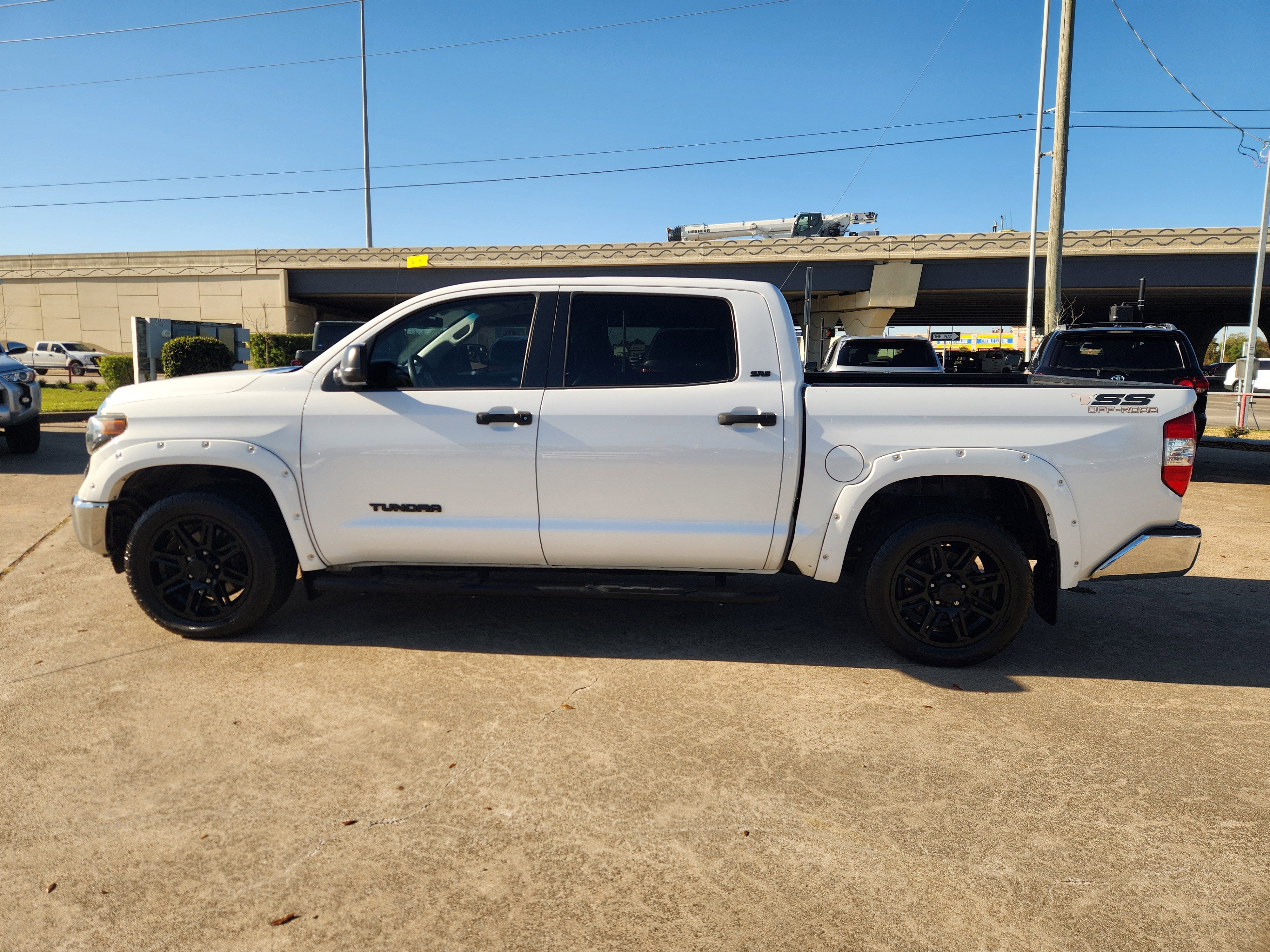 2018 Toyota Tundra SR5 4.6L V8