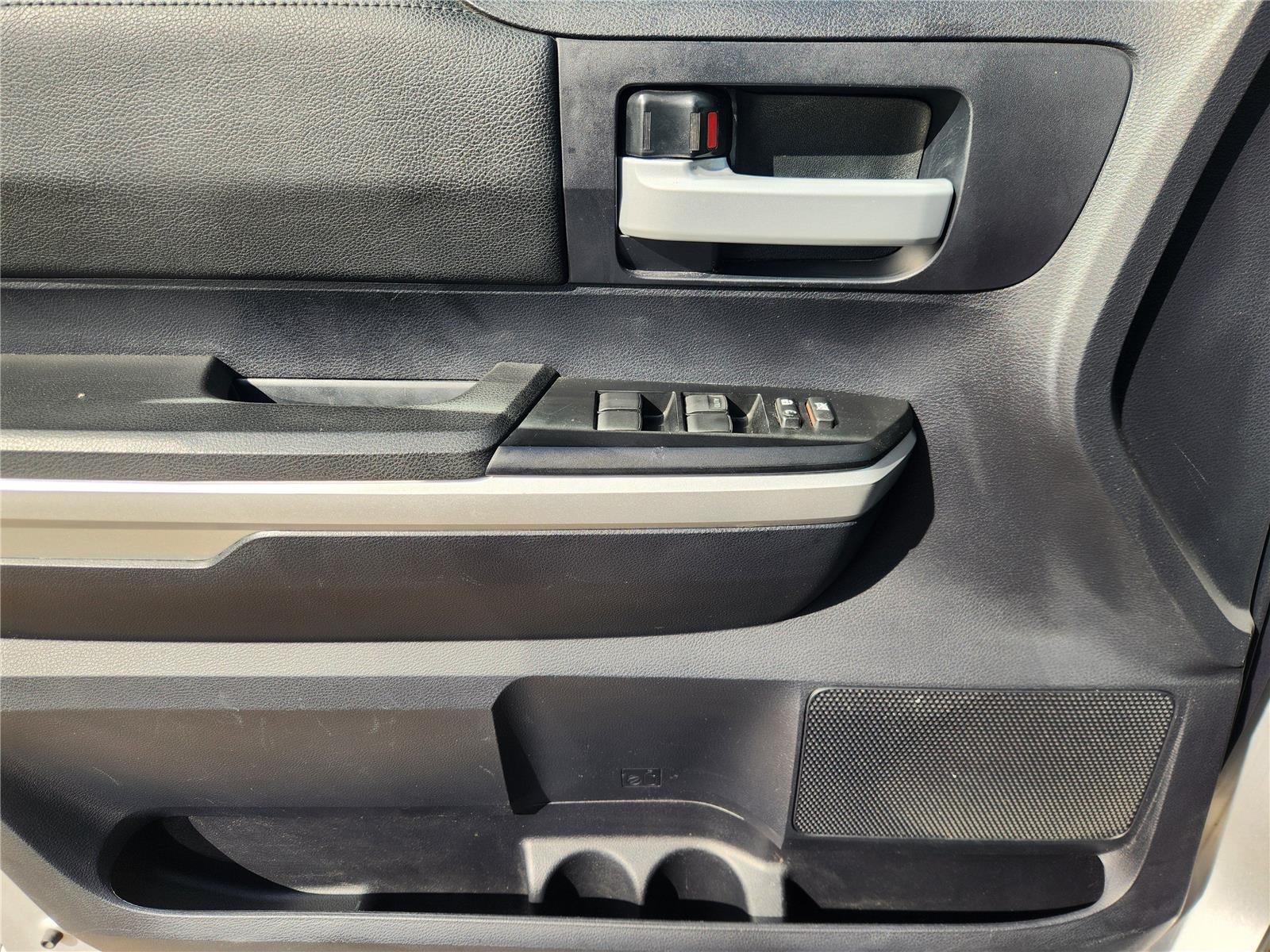 2015 Toyota Tundra Truck SR5