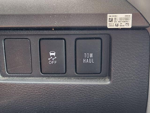 2015 Toyota Tundra Truck SR5