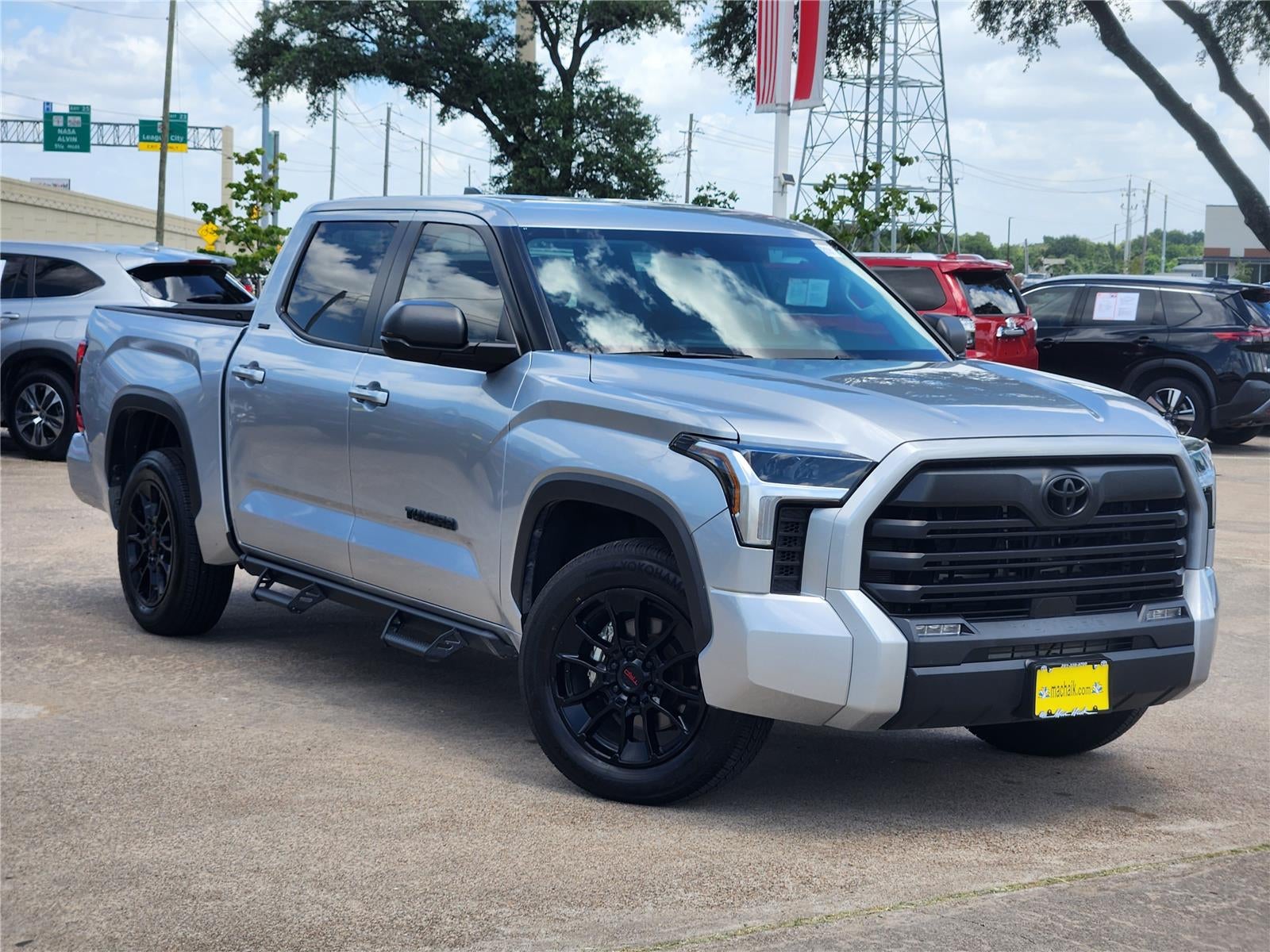 2024 Toyota TUNDRA Base