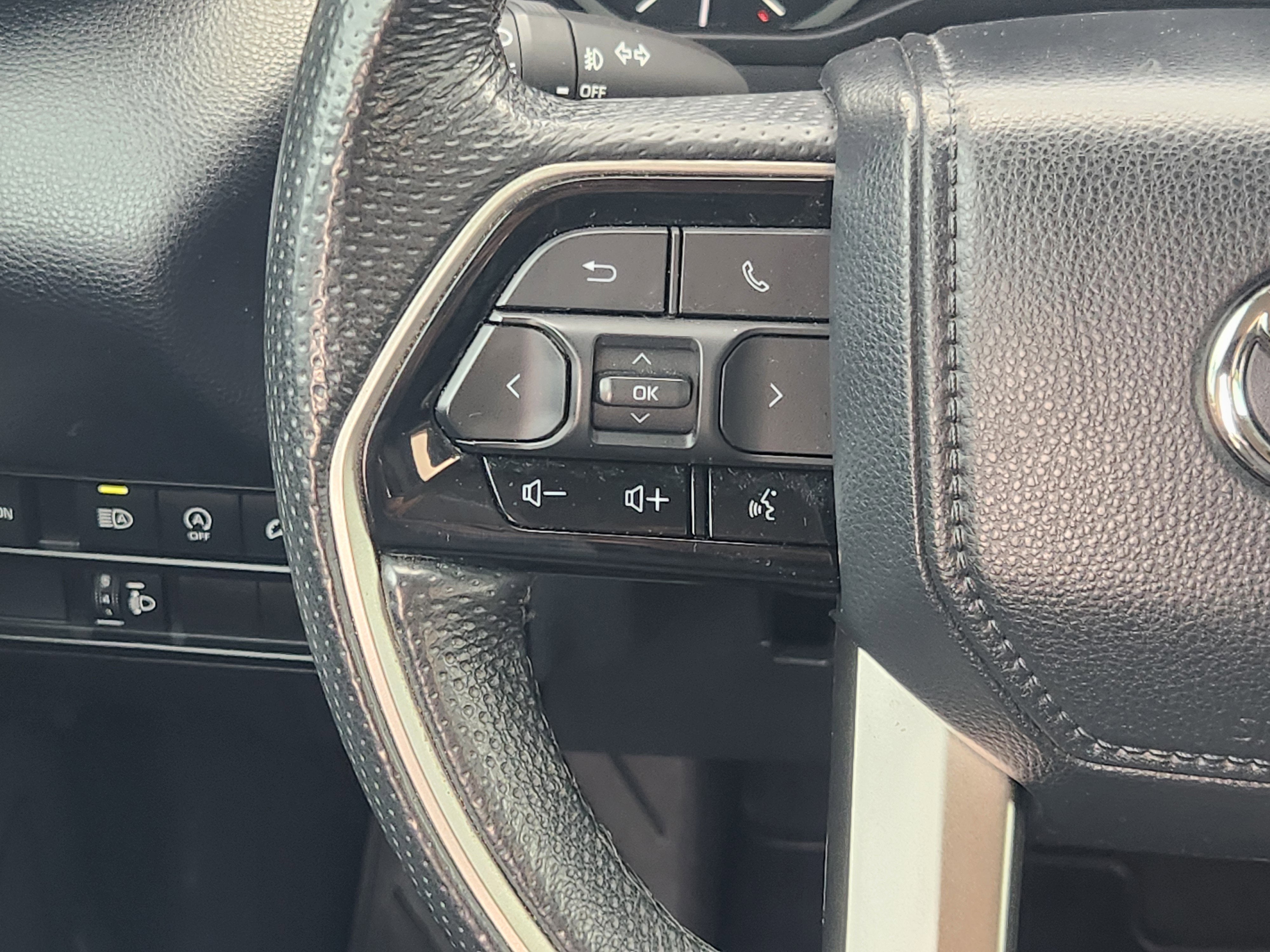 2024 Toyota Tundra SR5 Leather
