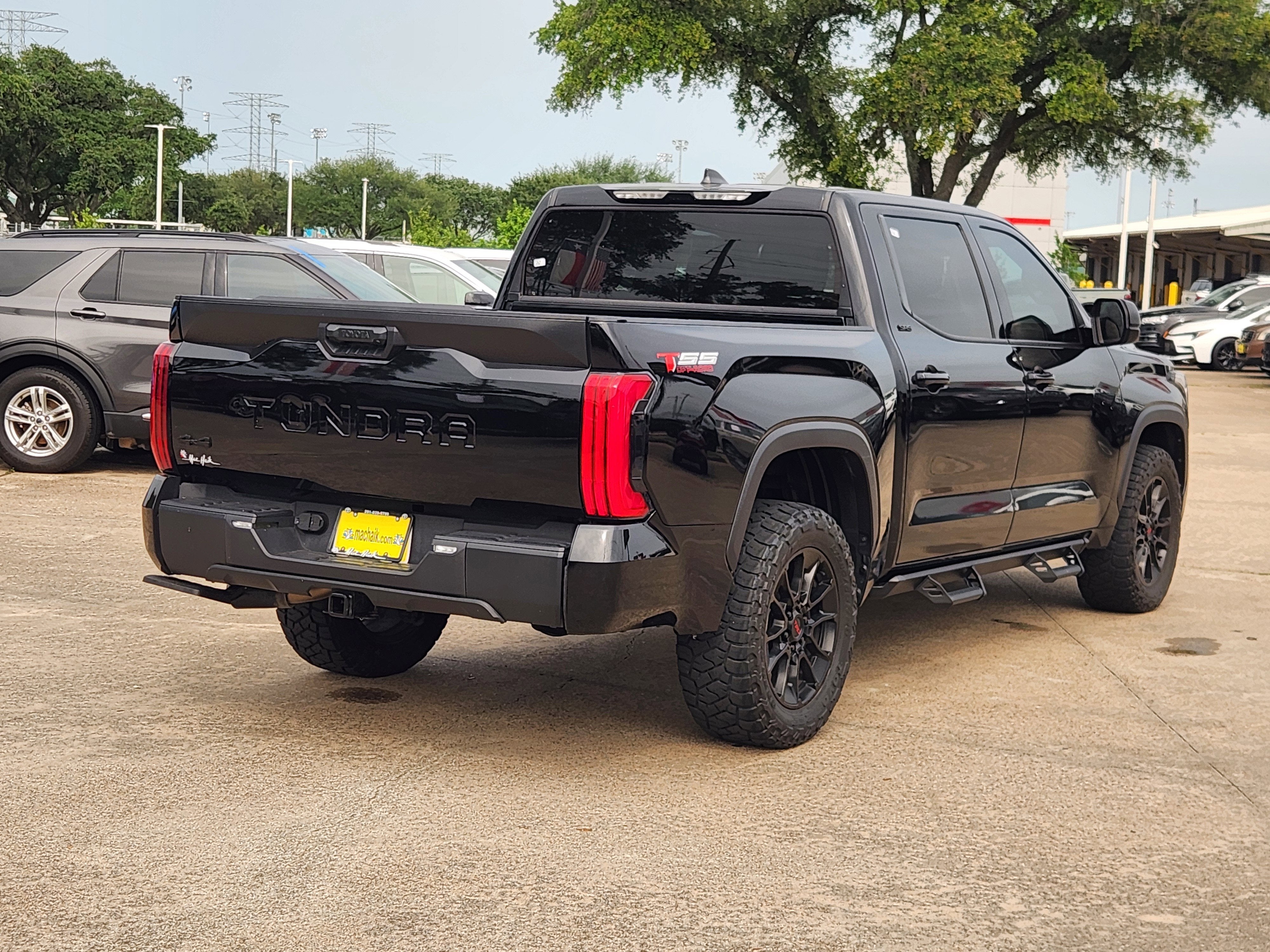 2024 Toyota Tundra SR5 Leather