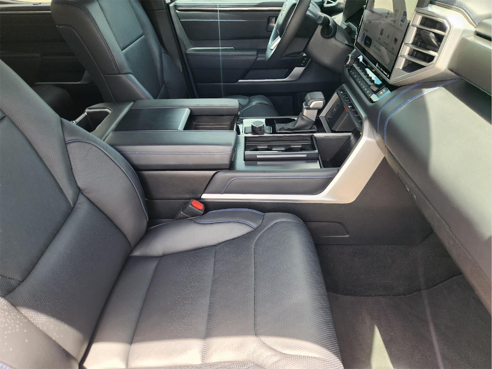 2023 Toyota Tundra Platinum HV