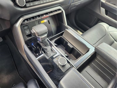 2023 Toyota Tundra Platinum HV