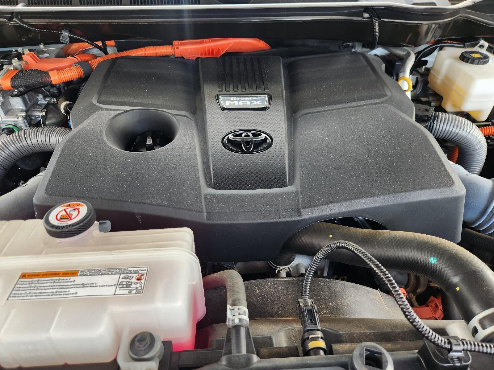 2023 Toyota Tundra Platinum HV