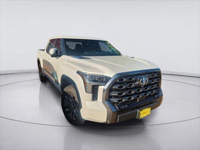 2023 Toyota Tundra Platinum HV
