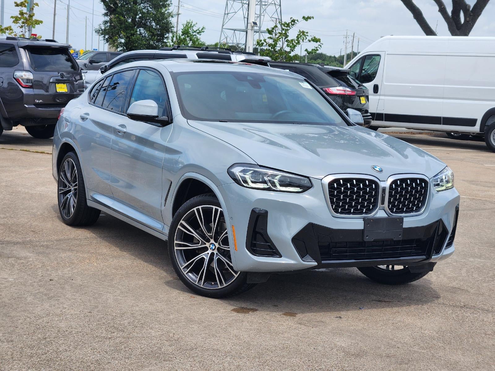 2024 BMW X4 xDrive30i