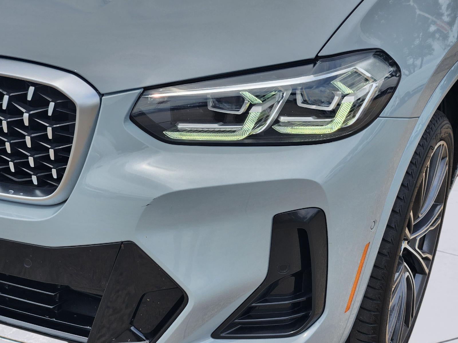 2024 BMW X4 xDrive30i