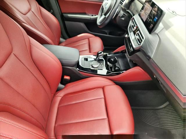 2024 BMW X4 xDrive30i