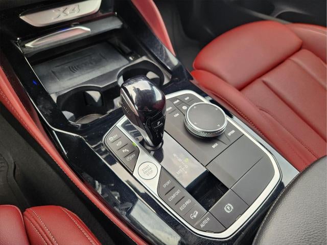 2024 BMW X4 xDrive30i