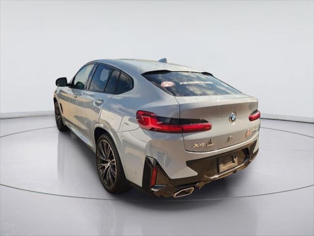2024 BMW X4 xDrive30i