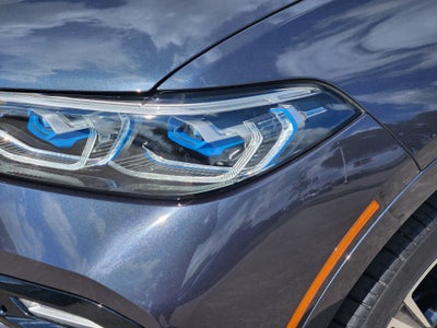 2022 BMW X7 M50i