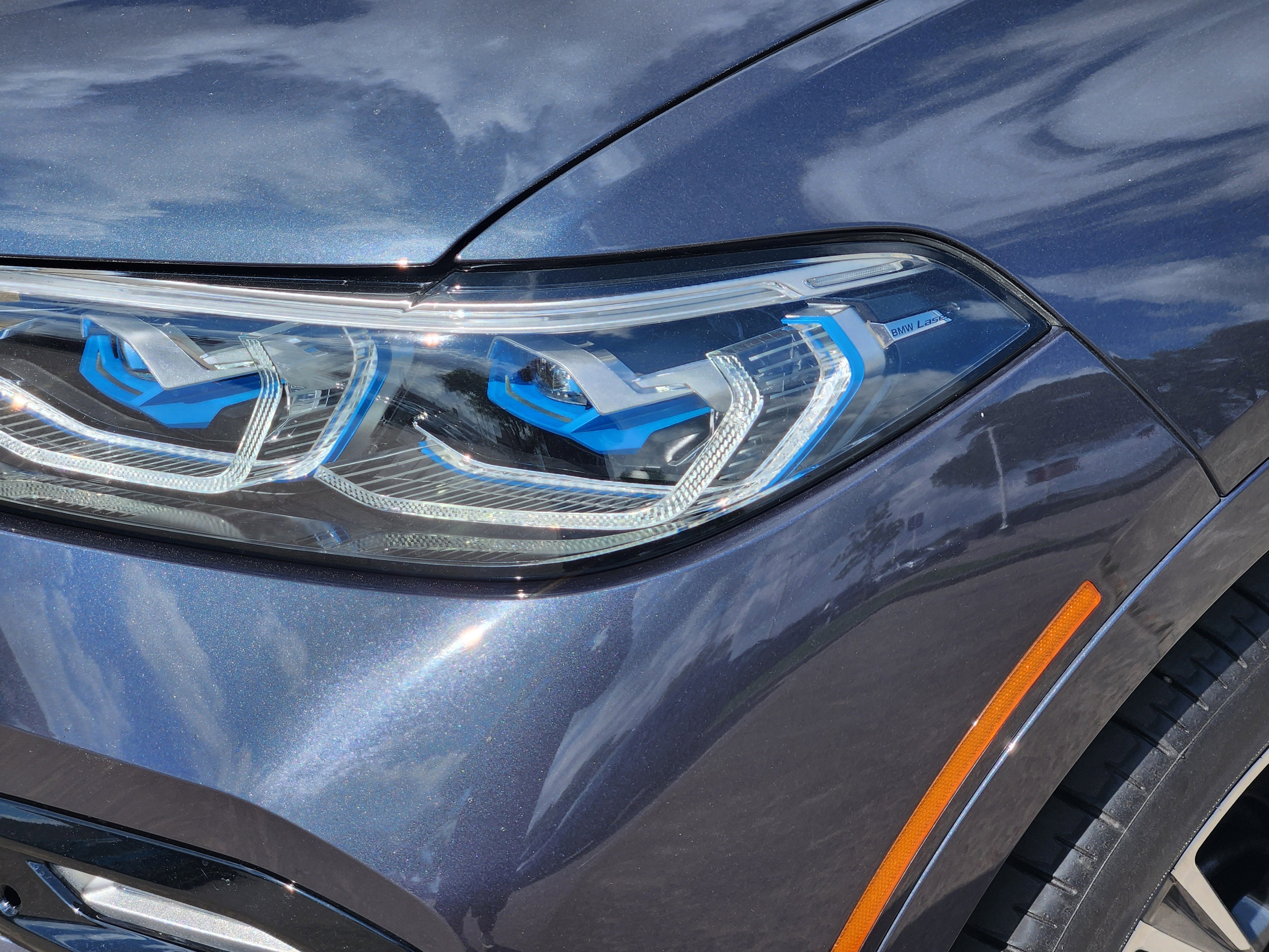 2022 BMW X7 M50i