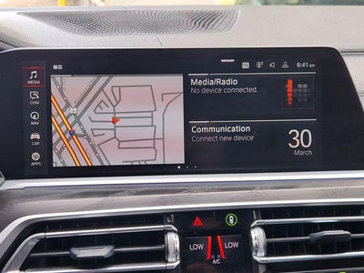 2022 BMW X7 M50i