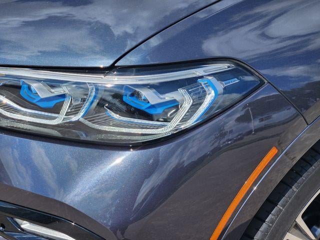 2022 BMW X7 M50i