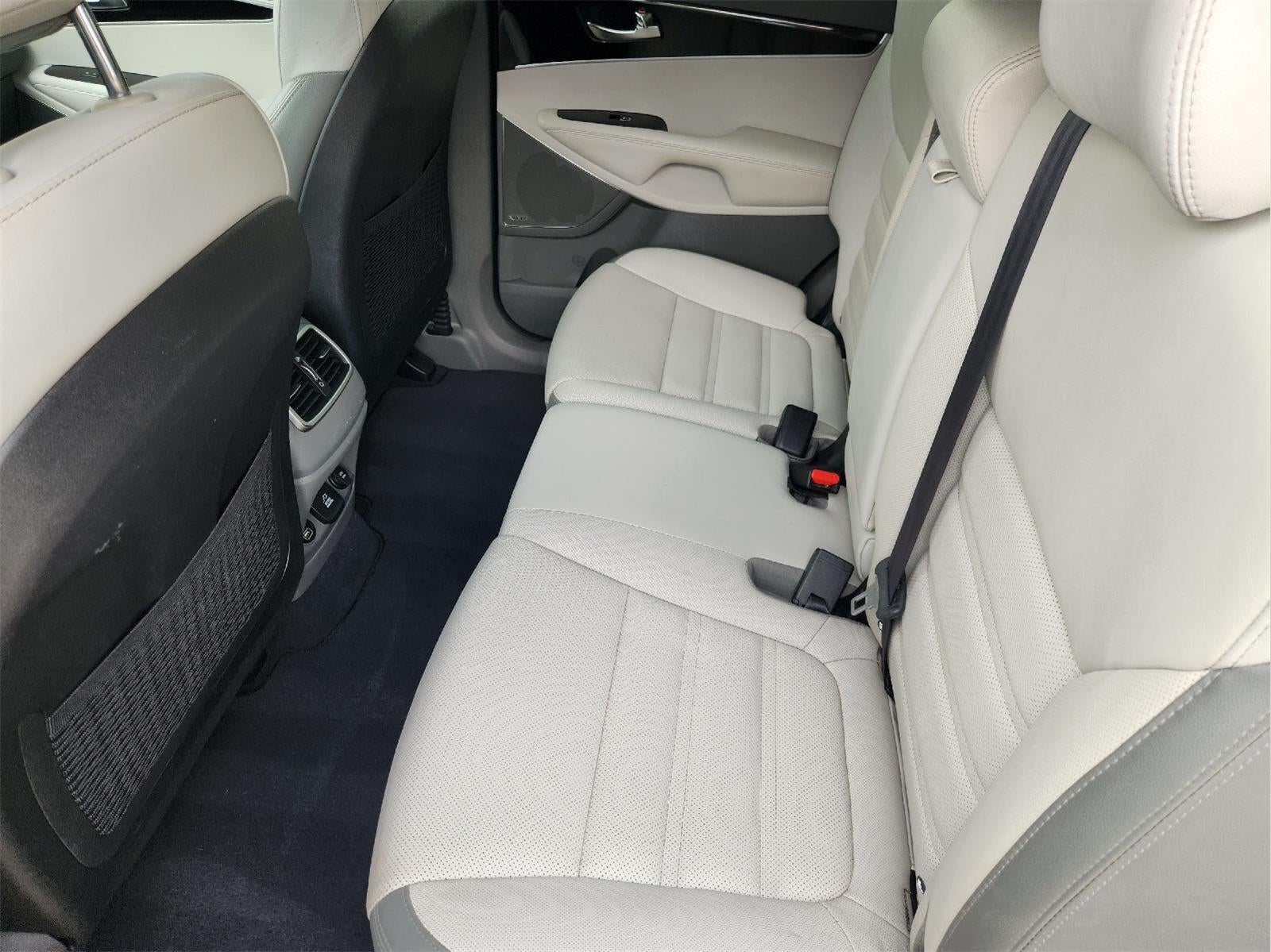 2017 Kia Sorento SX V6