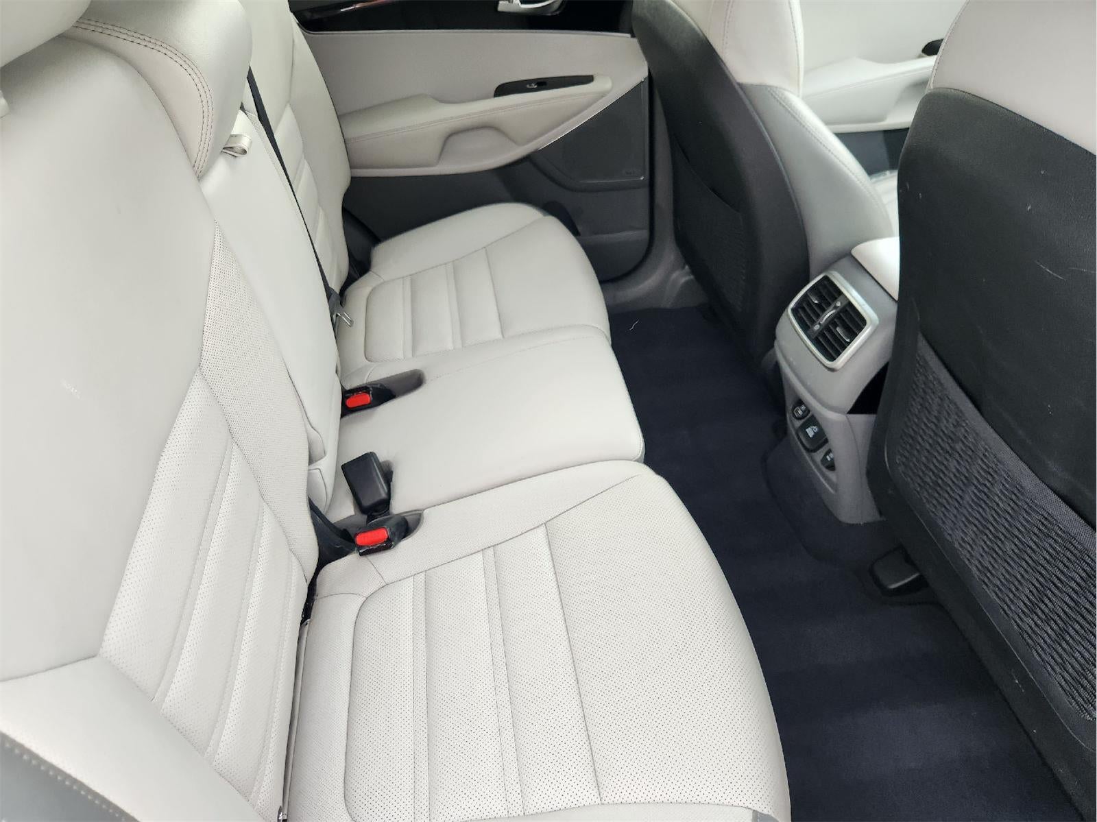 2017 Kia Sorento SX V6
