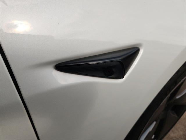 2023 Tesla 3 Base