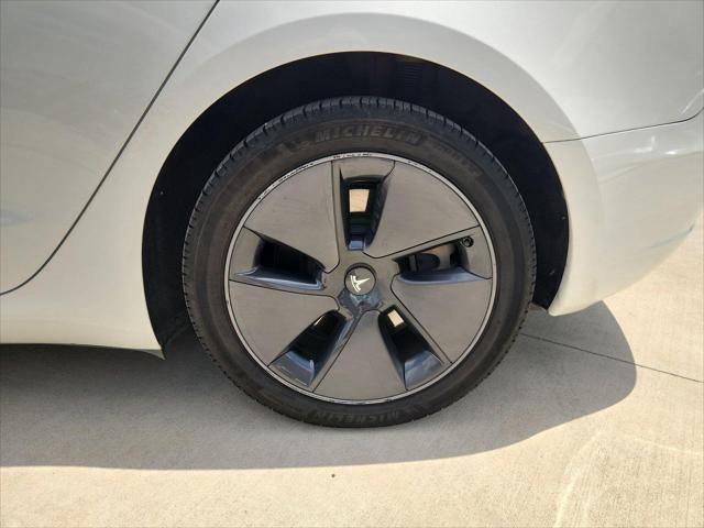 2023 Tesla 3 Base