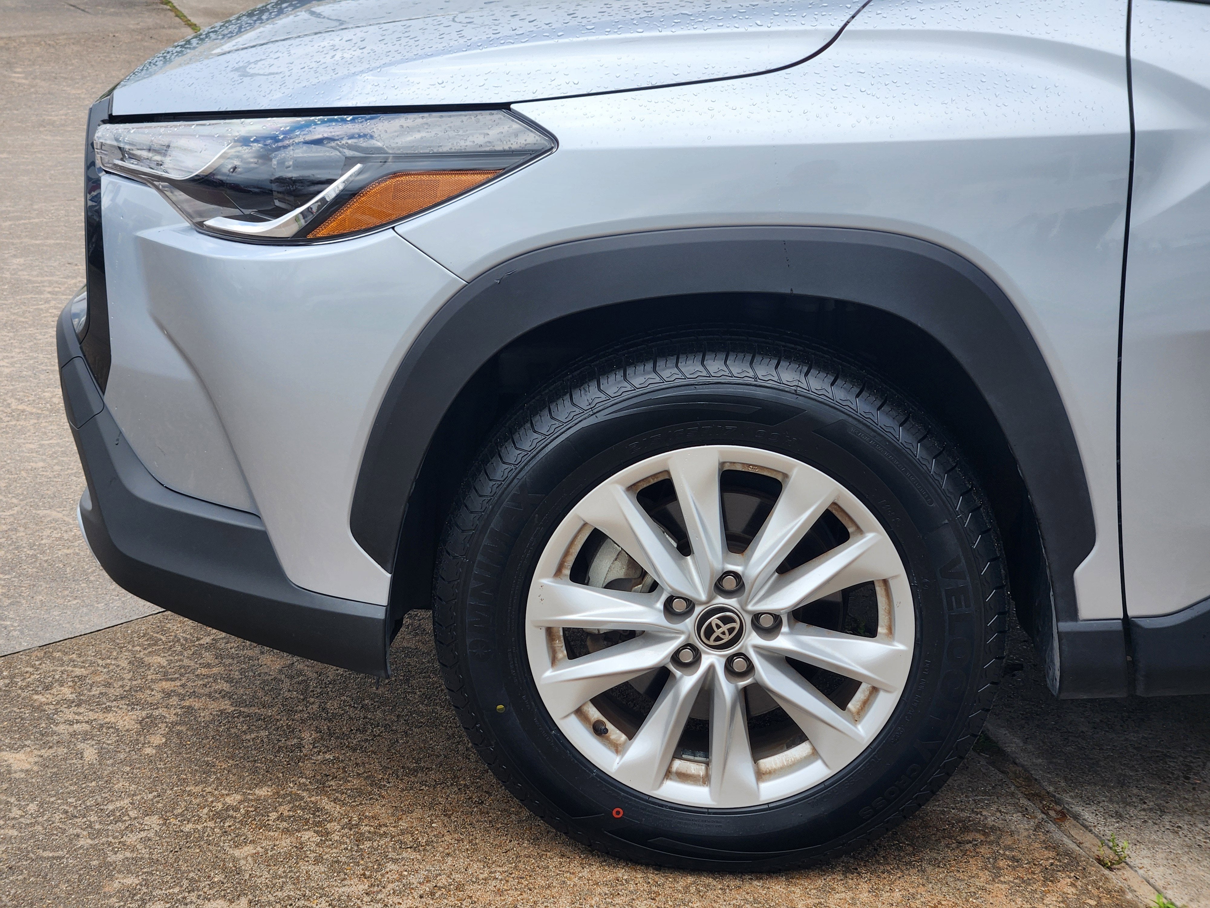 2023 Toyota Corolla Cross LE