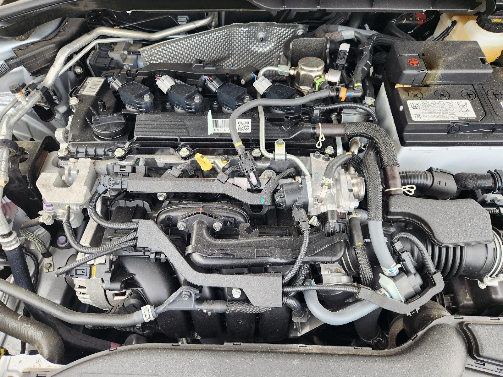 2026 Toyota Corolla Cross XLE - Photo 32