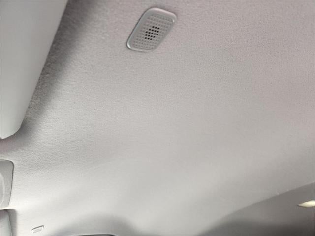 2026 Toyota Corolla Cross XLE - Photo 59