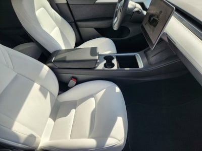2025 Tesla Model Y Long Range