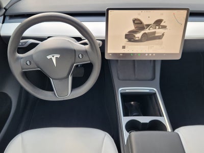 2025 Tesla Model Y Long Range