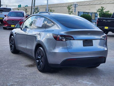 2025 Tesla Model Y Long Range